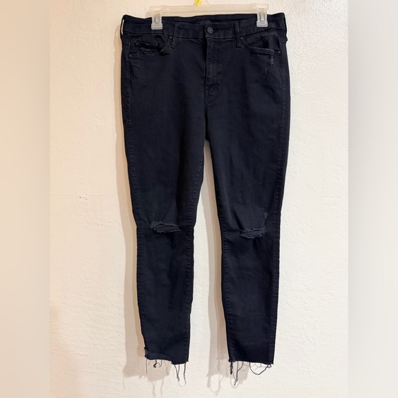 MOTHER The Looker Ankle Fray Jeans  in Guilty As Sin  Size 32 Black - Picture 5 of 13